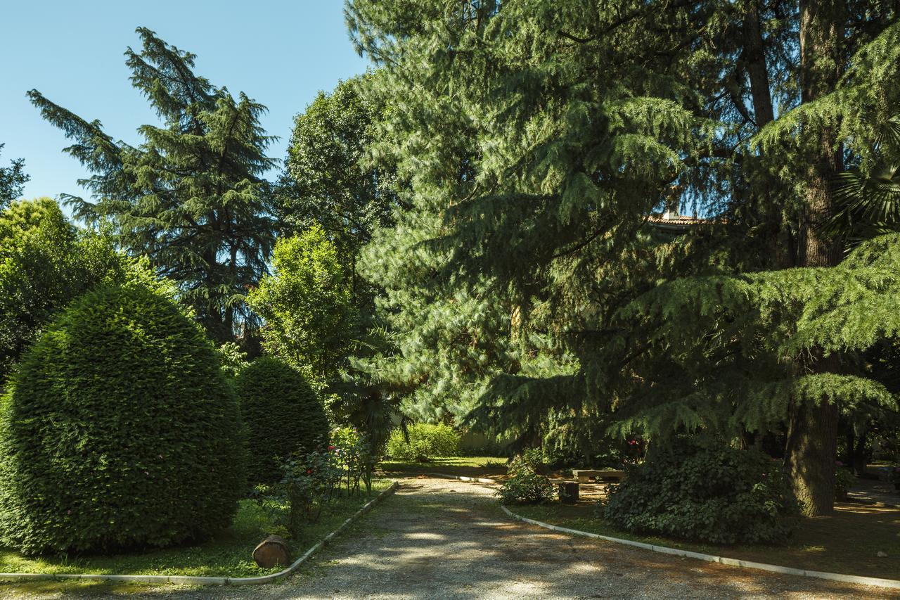 La Cordata Accommodation - San Vittore 49 Milánó Kültér fotó