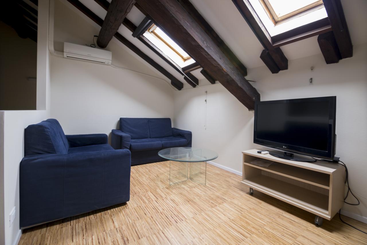 La Cordata Accommodation - San Vittore 49 Milánó Kültér fotó